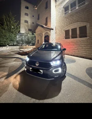 Used Volkswagen T‑Roc in Hebron
