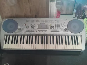 Piano & Keyboards . Used0