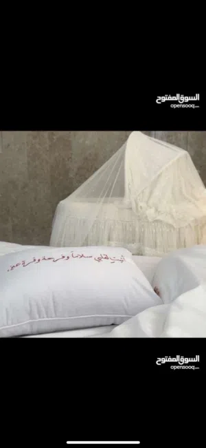 أغراض أطفال منوعه ، هزازه ، سرير
