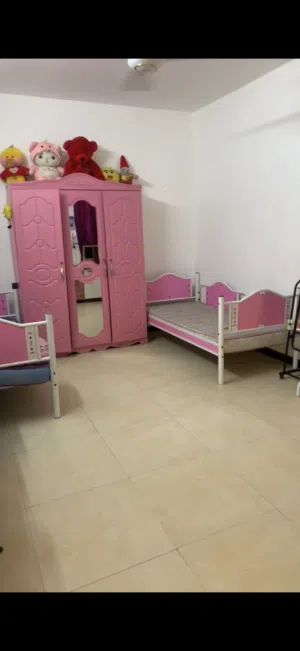 سريرين بناتي لون وردي مع الدواشك 2