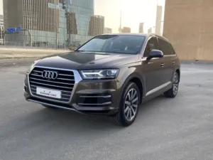 اودي Q7 _Quattro موديل 2017 _عداد /85 الف سيرفس وكاله منتظم