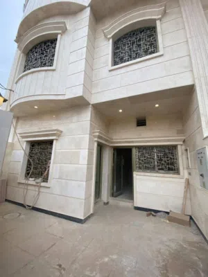 بيت حديث للايجار في حي عمان