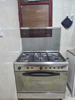 غاز ارستون ايطالي بحاله جيده