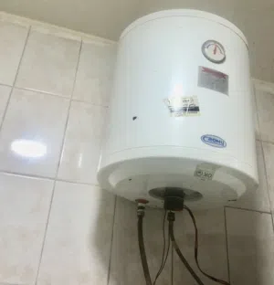 غيزر تسخين مياه سعودي بحاله ممتازة