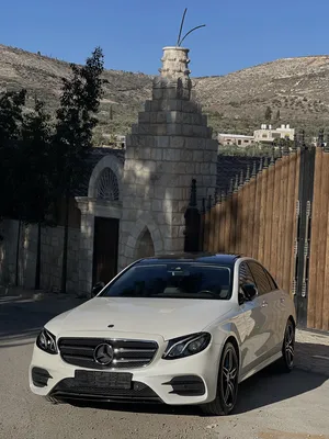 mercedes-benz-e200