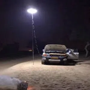 صناره  اضاءه كشاف  واسع الاضاءه  يعمل على كوابل بطارية السياره او مدخل الولاعه مباشره