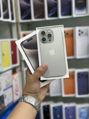 عرض خااص : iPhone 15 pro 512gb بالذاكرة العملاقة هاتف بحالة ممتازة بدون أي مشاكل مع ضمان و ملحقات