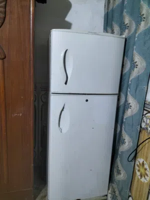 ثلاجة على الفحص