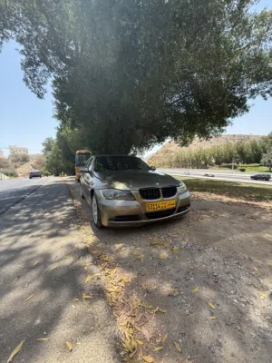 For sale bmw e90 2007 325i  للبيع بي ام دبليو  اربع مقاعد نظيفة