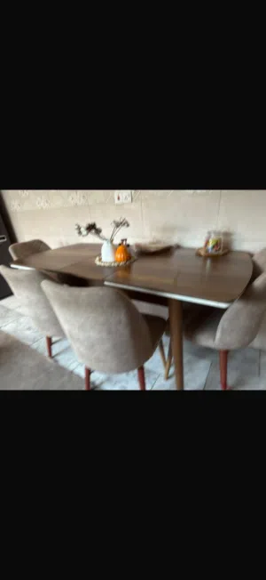 ميز طعام 4 كراسي