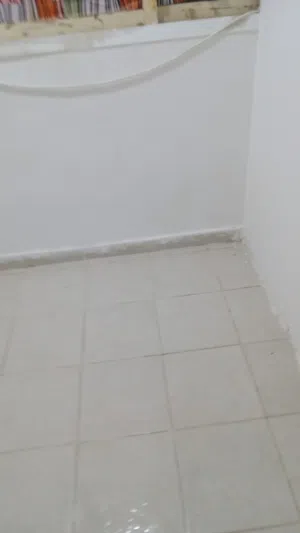 we have partition and room Mahboula  المهبولة لدينا بارتيشن وغرفه