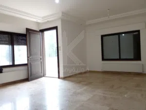 160 m2 3 Bedrooms Apartments for Sale in Amman Deir Ghbar