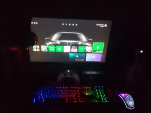 شاشة msi حجم 24 مستعمل جديد كلش مصارلي شهر من اشتريتها