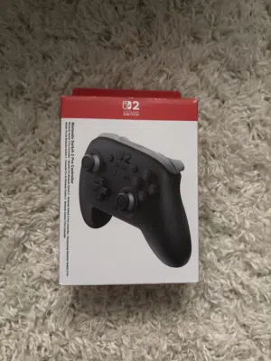 يد Nintendo switch 2 pro controller