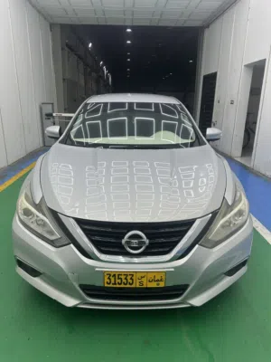 Used Nissan Altima in Buraimi