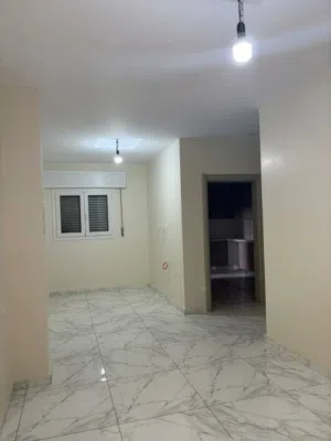 185 m2 4 Bedrooms Apartments for Rent in Tripoli Ain Zara