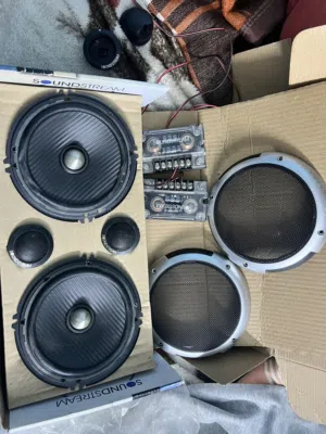 سماعات sound stream امريكي كاربون فايبر