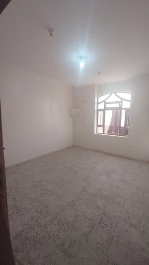 4 m2 3 Bedrooms Apartments for Rent in Sana'a Sa'wan