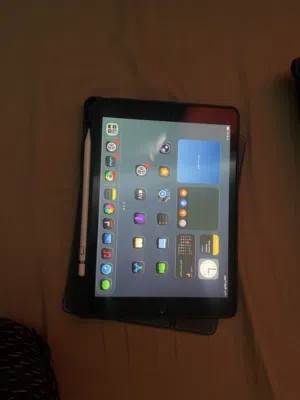 ايباد 8 نضيف جداً