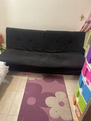 كنبة سرير لون اسود