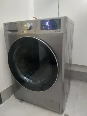 LG Washer Dryer (8kg / 5kg) – Excellent Condition