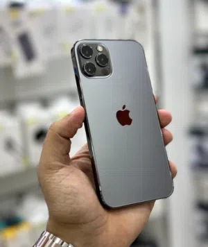 عرض خاص : iPhone 12 pro 128gb هواتف بحالة الوكالة بدون اي شموخ أو مشاكل مع ضمان و ملحقات