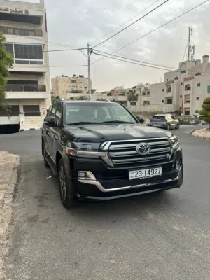 Used Toyota Land Cruiser in Amman