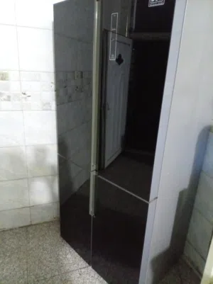 ثلاجة DLC حديثة