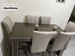 طاوله سفره 6 كراسي خشب زان للبيع شبه جديده ولا خدش