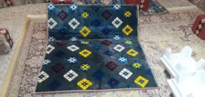 للبيع 4 كرسي مع مفارش نظيفه نظيفه خام نظيف حديد قوي مستعمل بسيط جدا