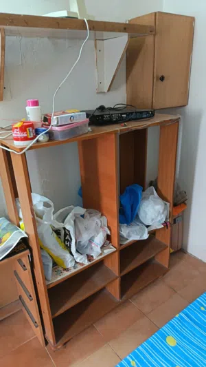 Wooden TV stand for sale good condition