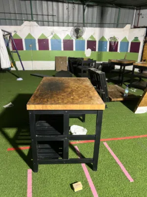 طاولات نظيفه من ايكيا