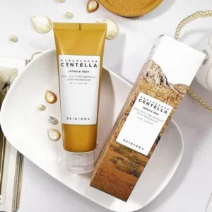 مع غسول Madagascar Centella Ampoule Foam
