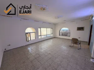 ايجار منزل كبير في منطقه حي الجامعه الخارجيه