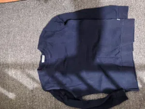 اي بلوزه 2.5 دينارين ونص دنانير بلايز صوف أصلية ماركات عالمية Zara. Cap parmark.