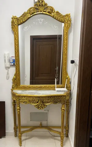 تحفه فنيه من خشب زان شغل مصري دمياط دهان من ورق الذهب