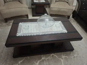 طاولات وسط