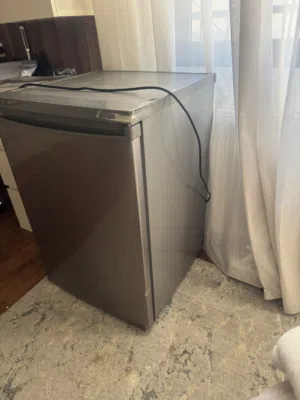 ثلاجة Boman الماني حجم وسط