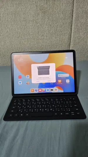 هواوي ميت باد 11.5 256gb مع القلم والكيبورد