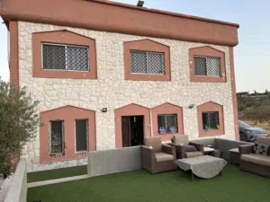 More than 6 bedrooms . 2 Bathrooms . 288 m20