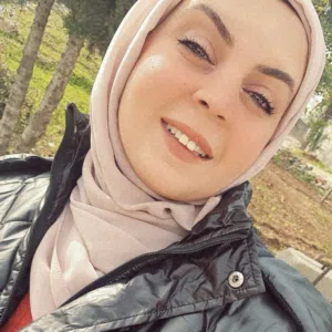 امنه جميل اشتيه 