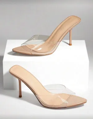 كعب شفاف عالي