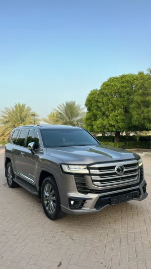 Used Toyota Land Cruiser in Al Batinah