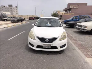 Nissan TIIDA 2014