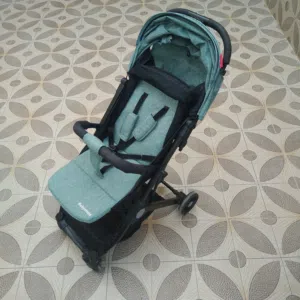 للبيع – عربة أطفال BabyStone مستعملة