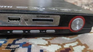 مشغل dvd ال جي السعودي الاصلي وياه الريموت + اقراص