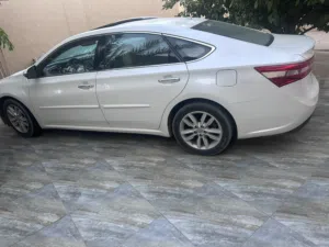Used Toyota Avalon in Tripoli