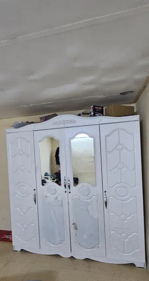 Good condition cuboard