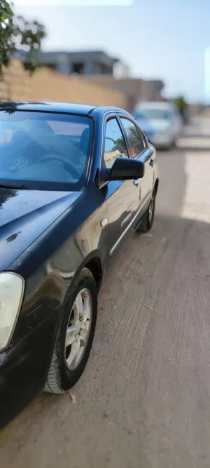 كيا لوتز 2007