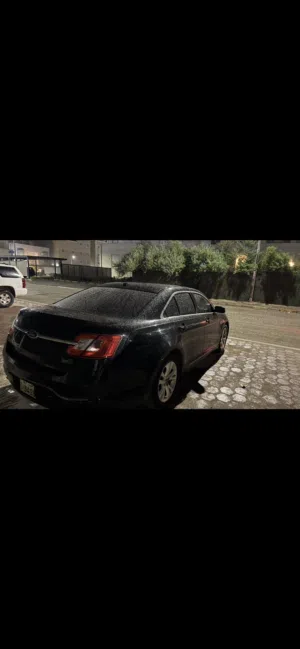 Used Ford Taurus in Al Jahra